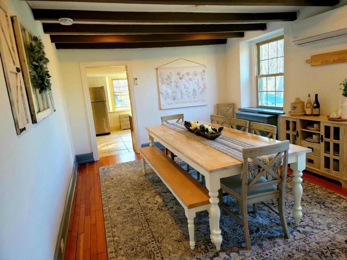 Downingtown Manor - 1900S Farmhouse With Creek Views Esterno foto